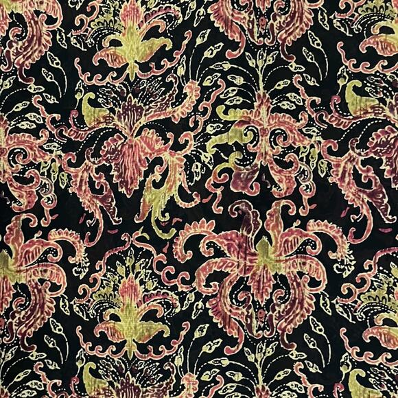 ⚡️ 3 for $20 ⚡️ Emma James Medallion Print Top - Picture 6 of 8